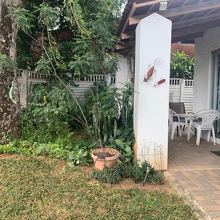 Plum Cottage Mbombela Exterior foto
